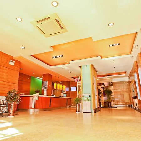 Jinjiang Inn Select Taiyuan Jiannan Bus Station Εξωτερικό φωτογραφία